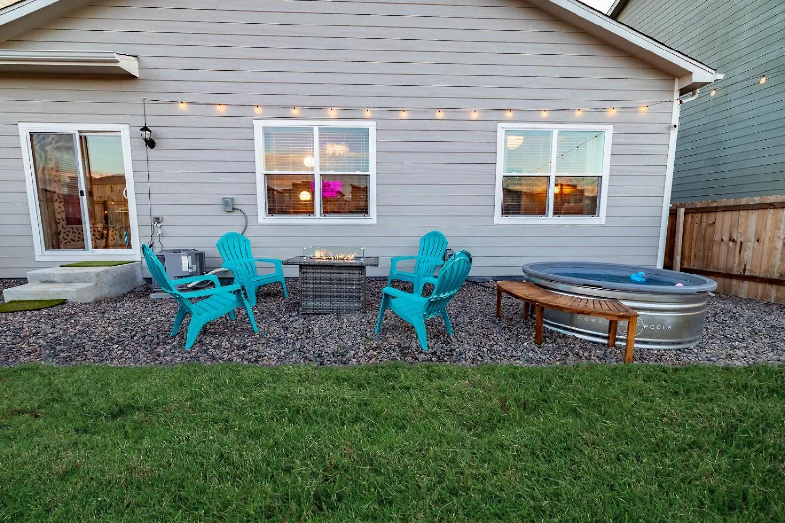 Holiday home Near Airport, Game Room, Mini Golf, Cowboy Pool, Smart Tvs & Air Purifiers