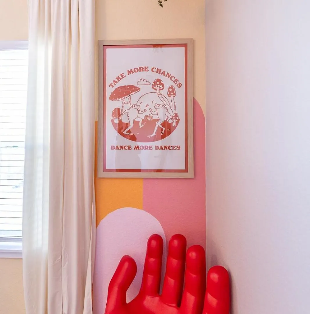 Near Airport, Game Room, Mini Golf, Cowboy Pool, Smart Tvs & Air Purifiers United States